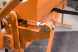 Фото 11 - Станок листогибочный ручной STALEX RS 2000.