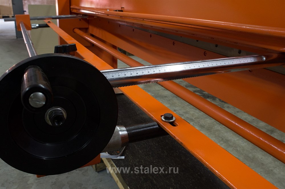 Фото 8 - Гильотина ручная STALEX Q01-1,5х1500.