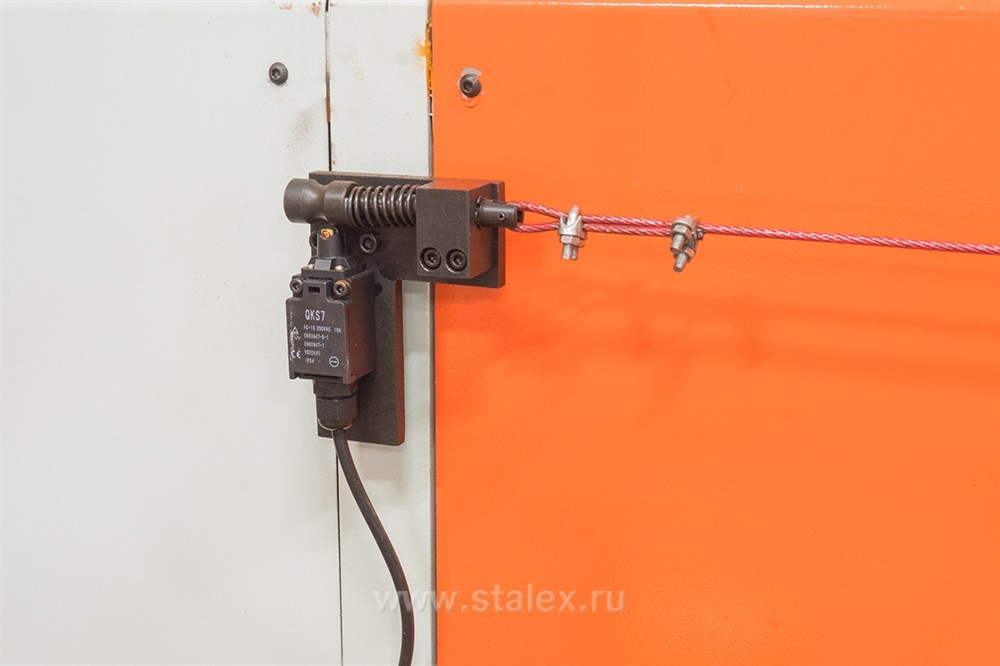 Фото 24 - Станок вальцовочный гидравлический STALEX HSR-1550×6.5.