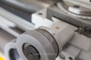 Фото 49 - Станок токарно-винторезный STALEX C0632D/1000.