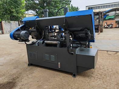 Фото 89 - MetalTec BS 300 CH ленточнопильный станок для резки металла под углом 90°.