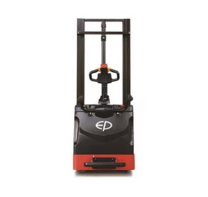 Фото 7 - Штабелер электрический самоходный EP Equipment RSB 141 ECONOMY (AGM, 2W390, с платформой и поручнями).